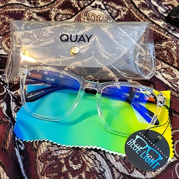 Quay Australia Accessories - Nwt quay blue light glasses